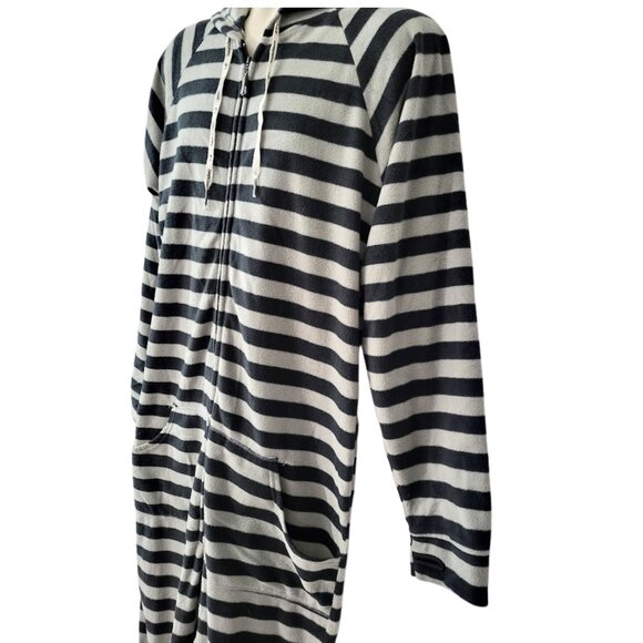 JUMPIN JAMMERZ Black & Gray Striped Hooded Footed Onesie Pajama - Unisex Size L - Picture 4 of 6